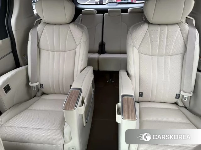 Toyota Saina id 4261182 из Китая 10
