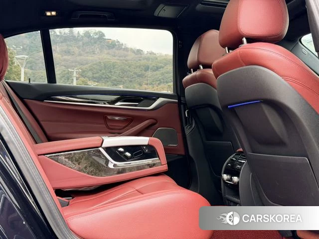 BMW 5 series id 4240746 из Китая 10