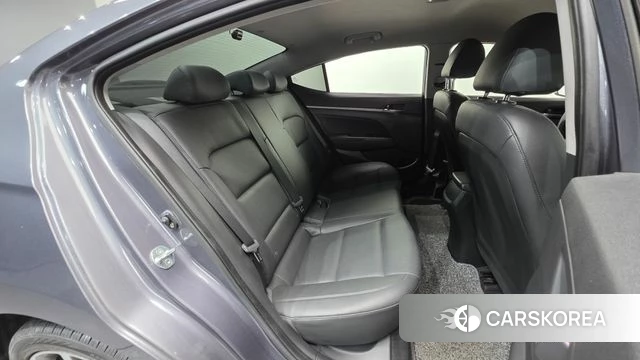 Hyundai Avante AD id 4225664 из Кореи 10