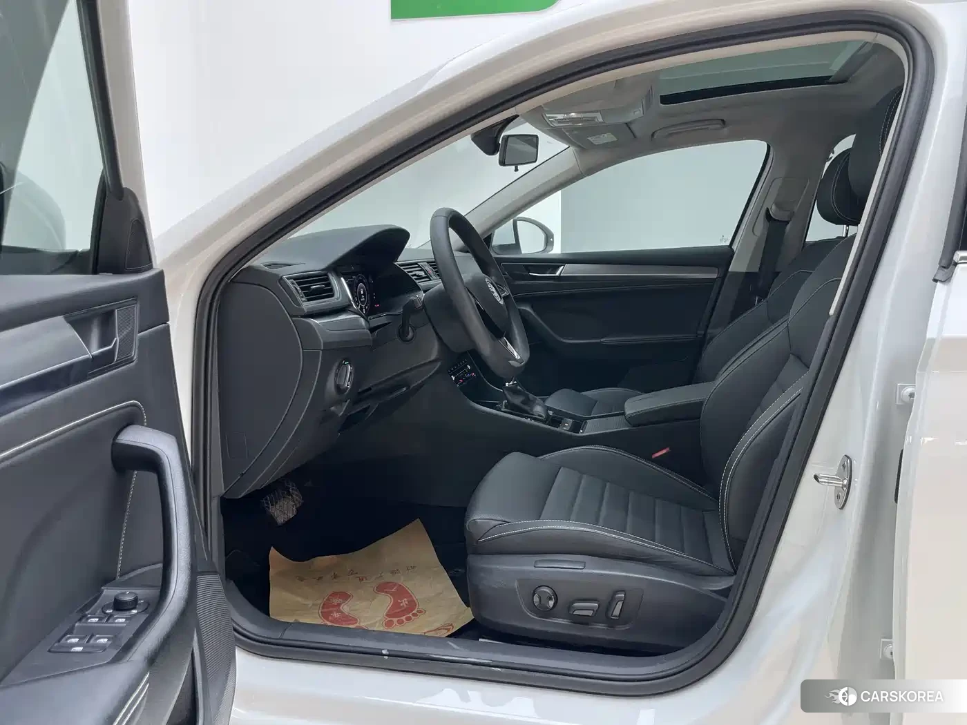 Skoda Superb id 4601761 из Китая 10