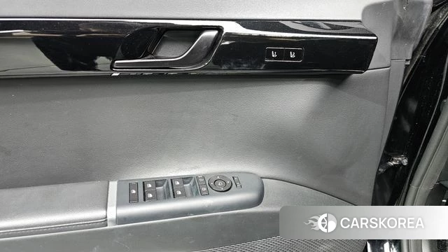 Hyundai Grandeur (GN7) id 4343059 из Кореи 10