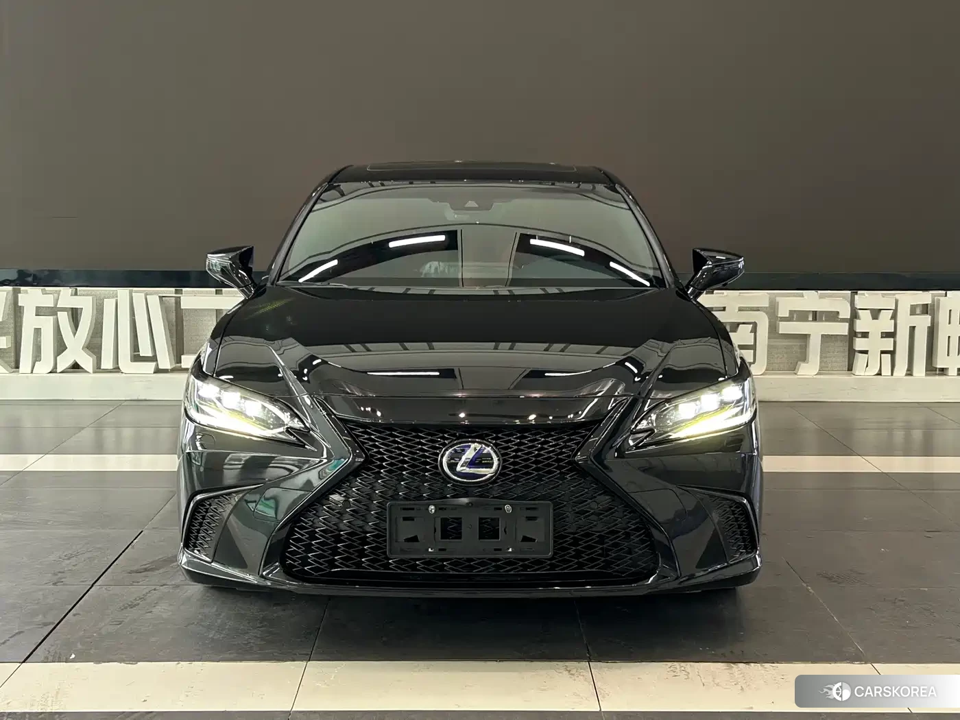 Lexus ES id 4679660 из Китая 10