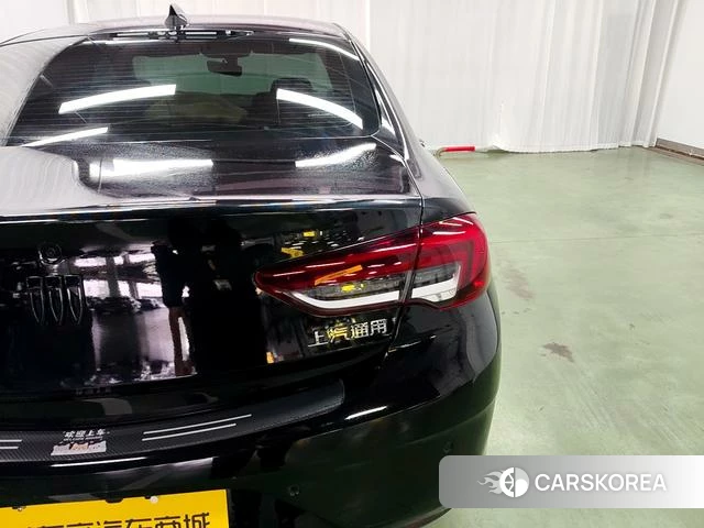 Buick Regal id 4210858 из Китая 10