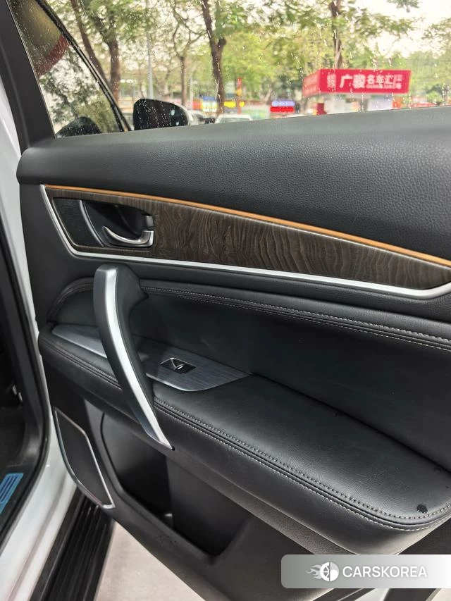 Honda Crown Road id 4274060 из Китая 10
