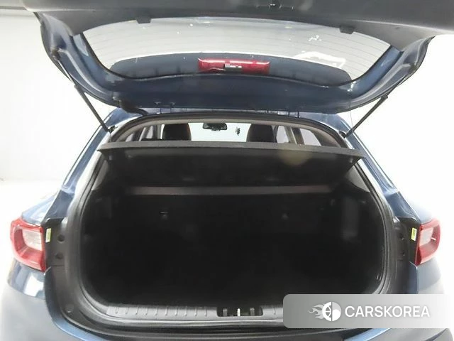 Kia Stonic id 4397741 из Кореи 10