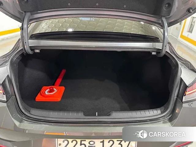 Hyundai Avante (CN7) id 3335377 из Кореи 10