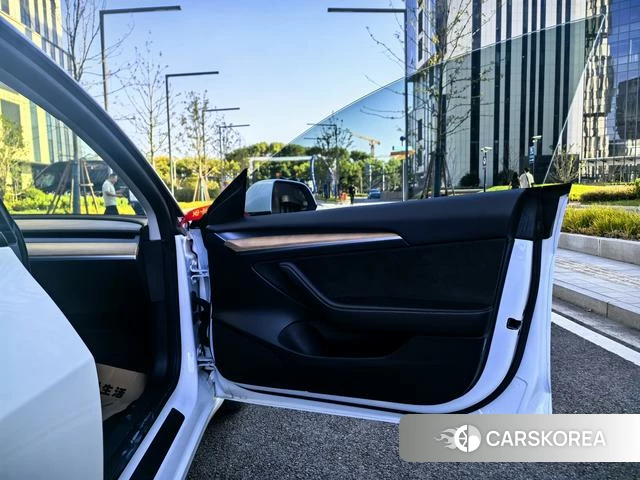 Tesla Model 3 id 4190389 из Китая 10