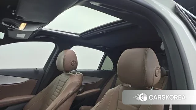 Mercedes-Benz E-Class W213 id 3646243 из Кореи 10