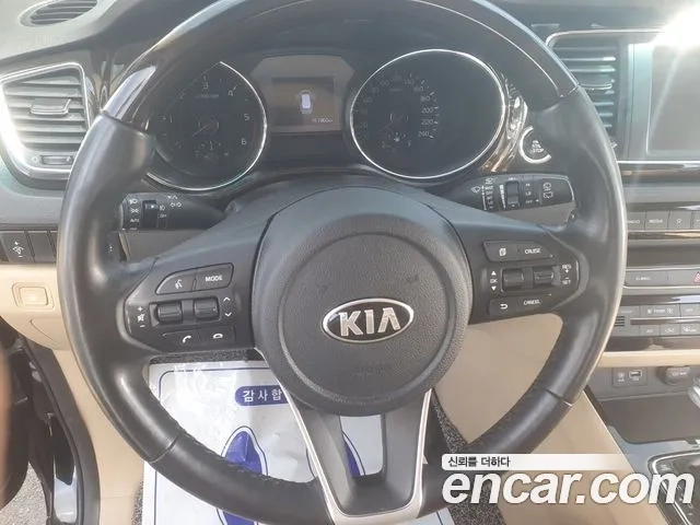 Kia The New Carnival id 2956794 из Кореи 10