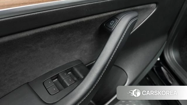 Tesla Model 3 id 4524168 из Кореи 10