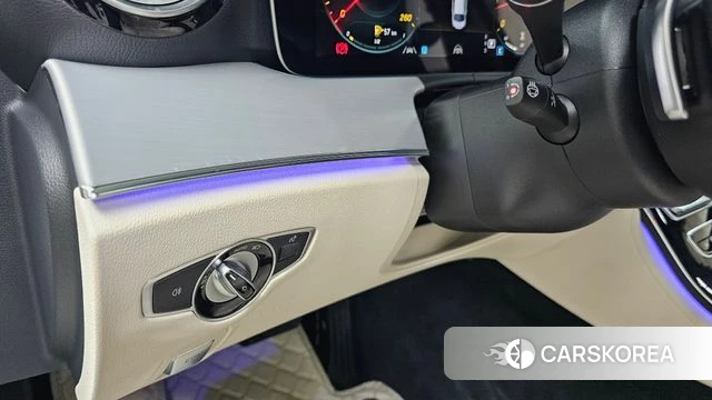 Mercedes-Benz E-Class W213 id 4195878 из Кореи 10