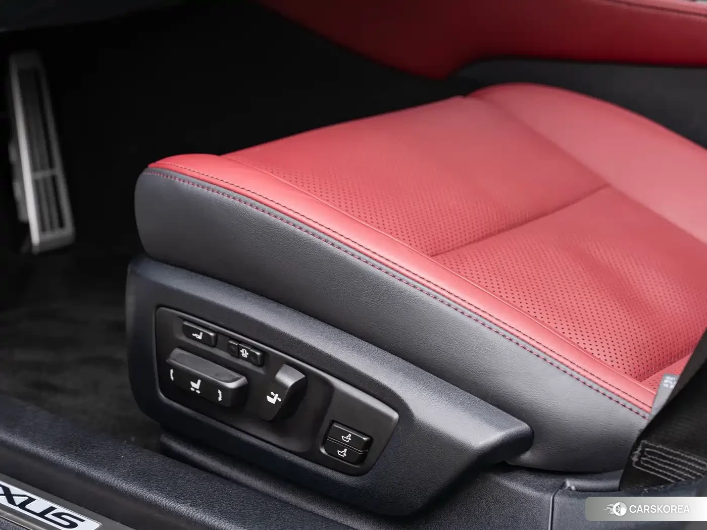 Lexus GS id 4669532 из Китая 10