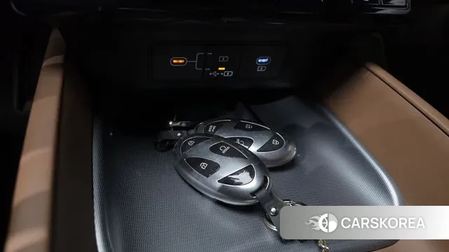 Hyundai Grandeur (GN7) id 3596346 из Кореи 10