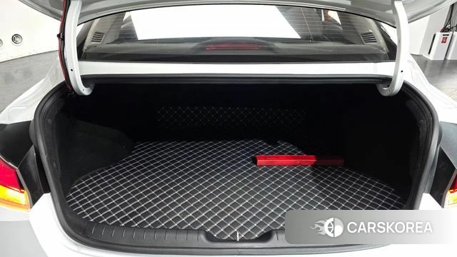 Hyundai Avante (CN7) id 3843775 из Кореи 10