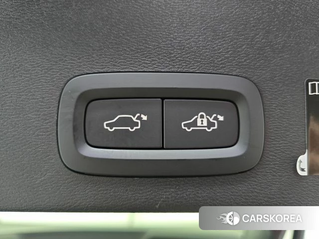 Volvo XC40 id 3866133 из Кореи 10