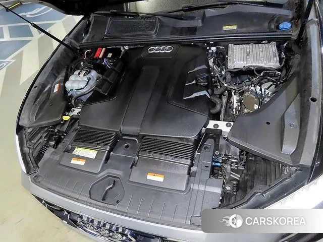 Audi Q8 (4M) id 3307176 из Кореи 10