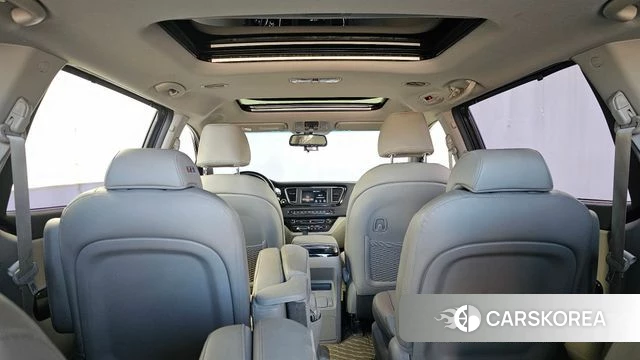 Kia The New Carnival id 4944190 из Кореи 10