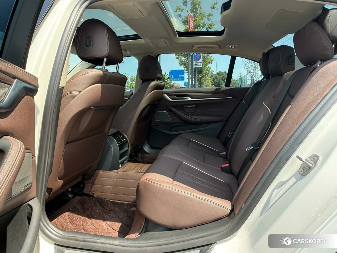BMW 5 series id 4453792 из Китая 10