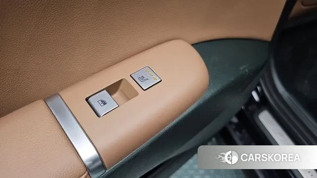 Hyundai Grandeur (GN7) id 3372416 из Кореи 10