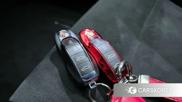 Porsche 718 Boxster id 3018419 из Кореи 10