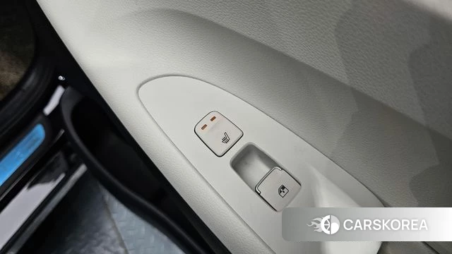 Hyundai The New Grandeur IG Hybrid id 4433660 из Кореи 10