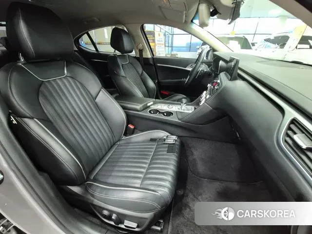 Genesis The New G70 id 3572776 из Кореи 10