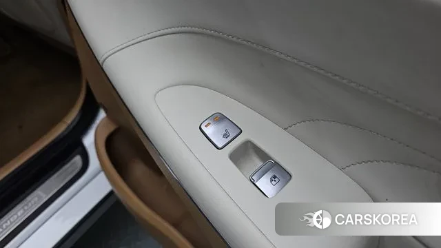 Hyundai The New Grandeur IG Hybrid id 3778603 из Кореи 10