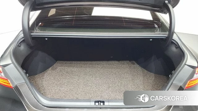 Toyota Camry (XV70) id 3905520 из Кореи 10