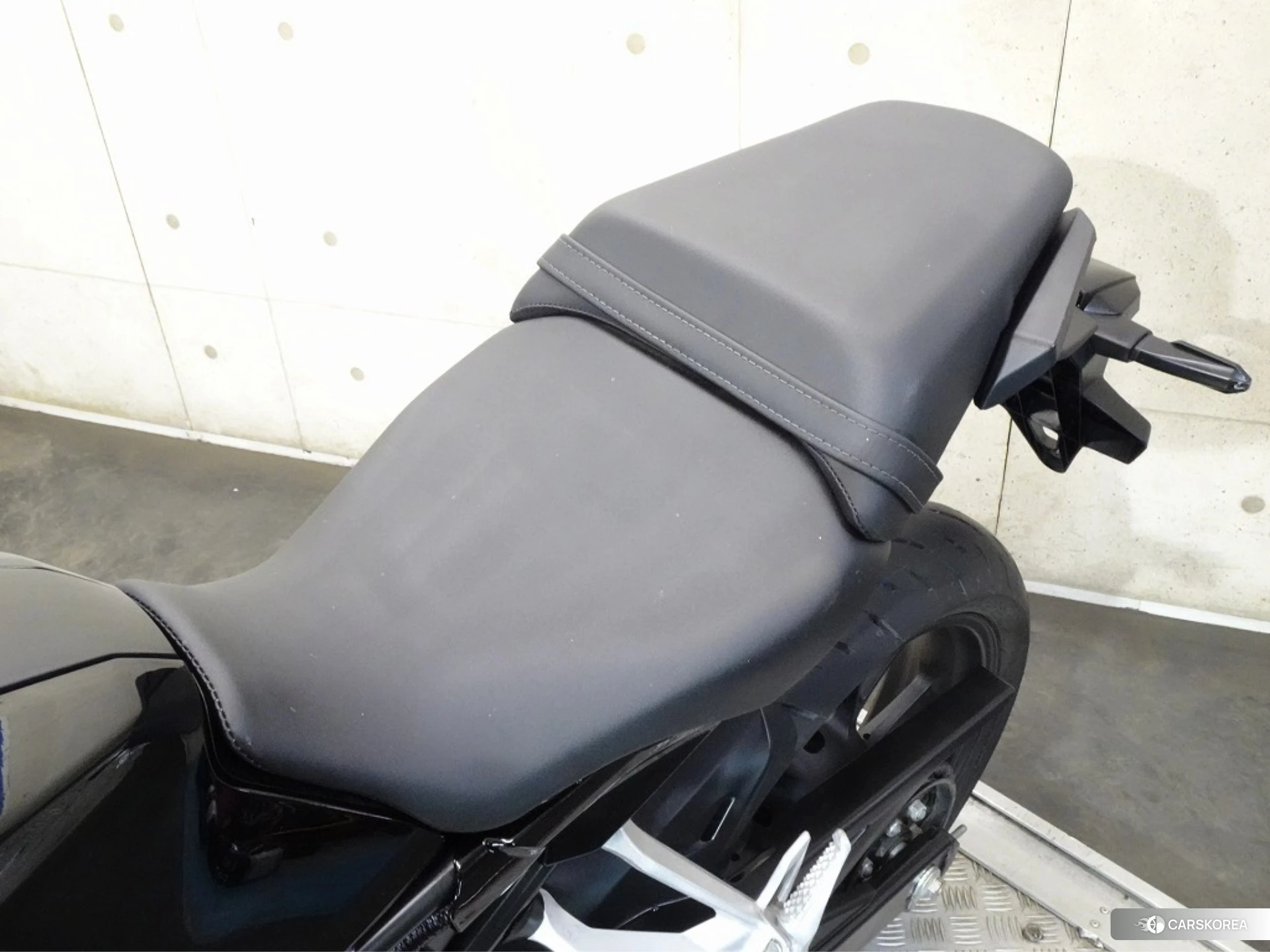 Проданный Honda CB250R id 4184912 из Японии, фото 10