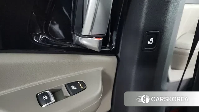 Kia The New Carnival 4th Generation id 3365470 из Кореи 10