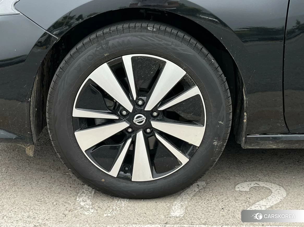 Nissan Teana id 4473883 из Китая 10