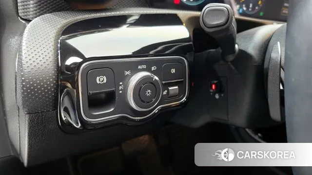 Mercedes-Benz A-Class W177 id 3582474 из Кореи 10