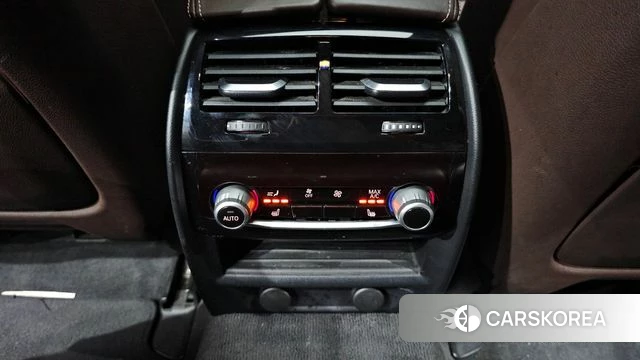 BMW 5 Series (G30) id 3916975 из Кореи 10