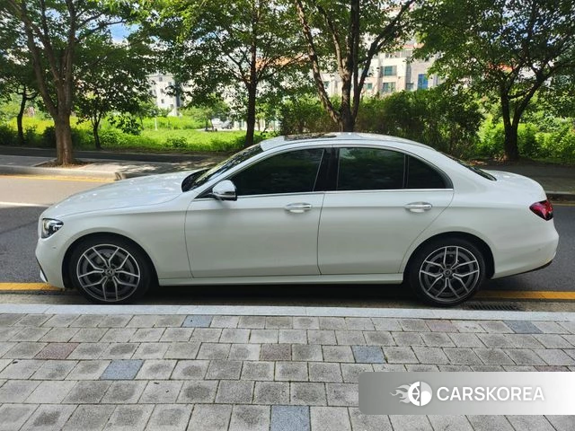 Mercedes-Benz E-Class W213 id 4642179 из Кореи 10