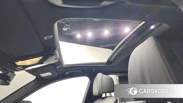 BMW 5 Series (G30) id 3342166 из Кореи 10