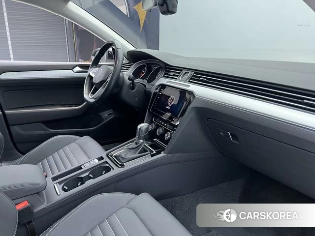 Volkswagen Magotan id 4273633 из Китая 10