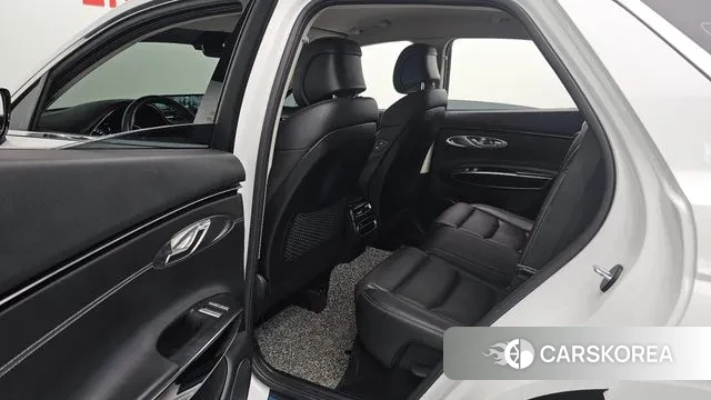 Genesis GV70 id 3305449 из Кореи 10