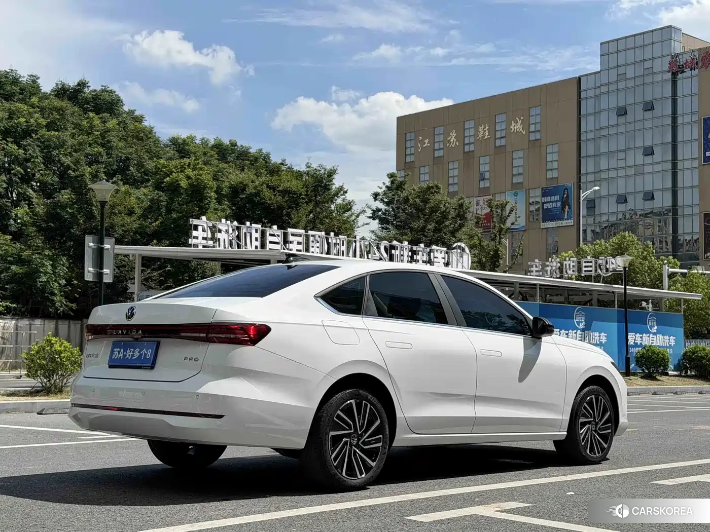 Volkswagen Lavida id 4664455 из Китая 10