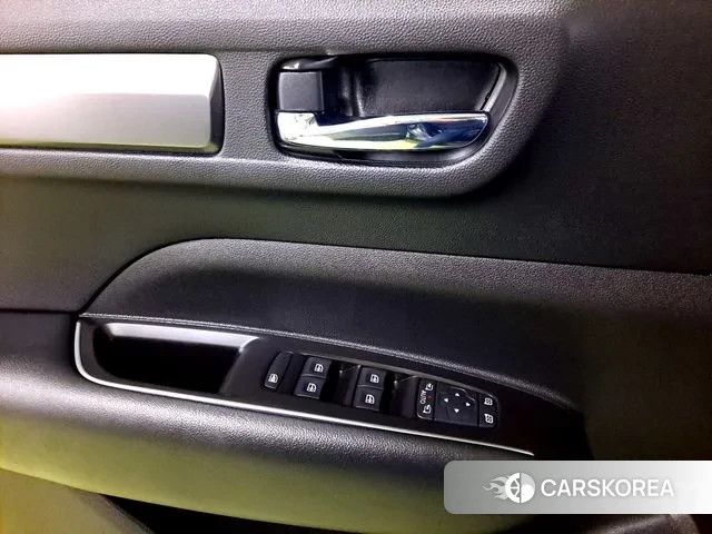 Renault Korea (Samsung) The New QM6 id 3342870 из Кореи 10