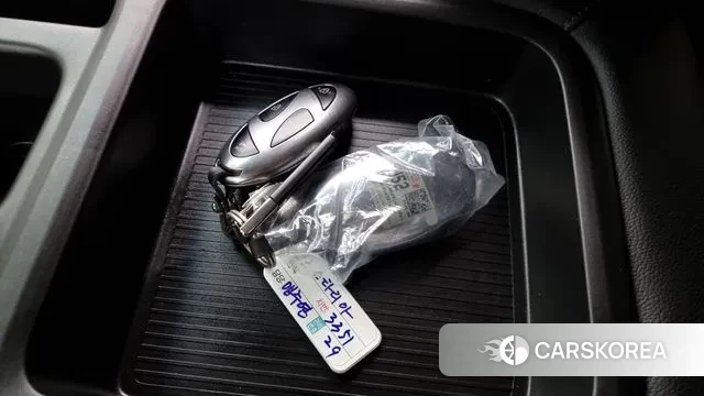 Hyundai Staria id 3585528 из Кореи 10