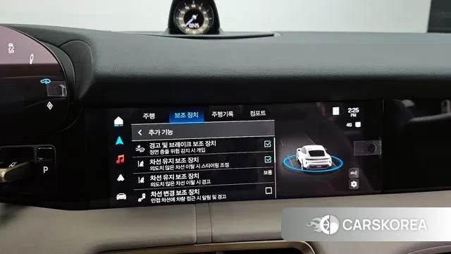 Porsche Taycan id 3669852 из Кореи 10