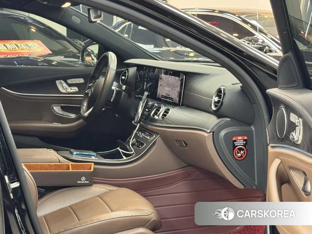 Mercedes-Benz E-class id 4275744 из Китая 10