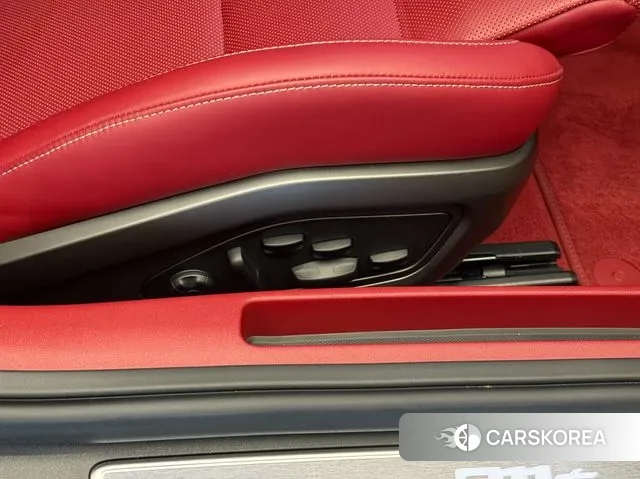 Porsche 911(992) id 3200902 из Кореи 10