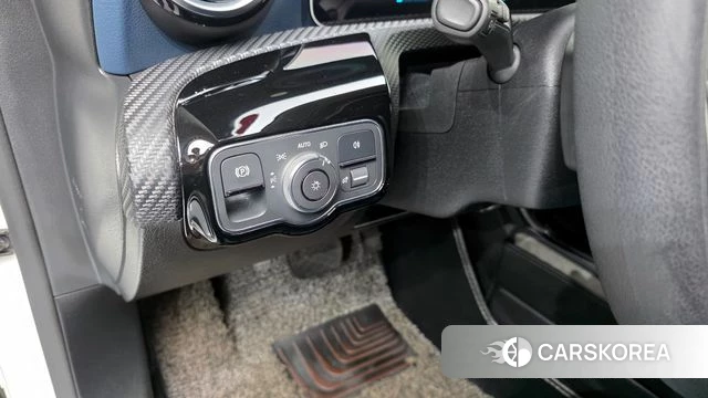 Mercedes-Benz A-Class W177 id 4232565 из Кореи 10