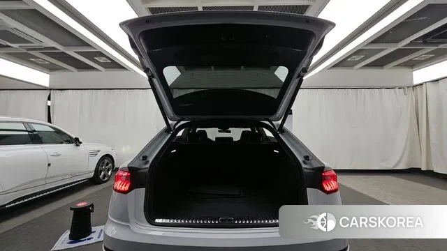 Audi Q8 (4M) id 3771544 из Кореи 10