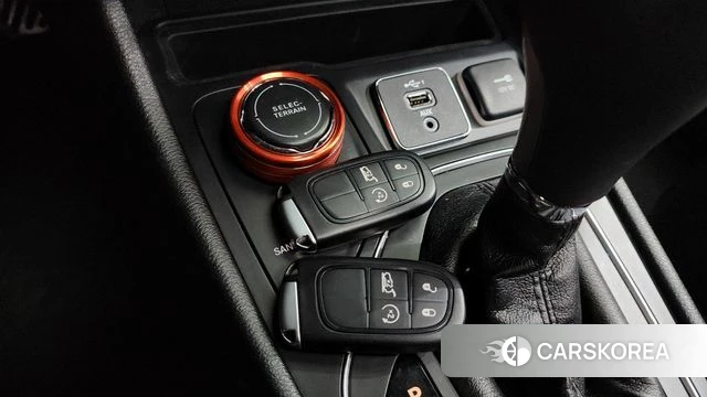 Jeep Cherokee (KL) id 4203779 из Кореи 10