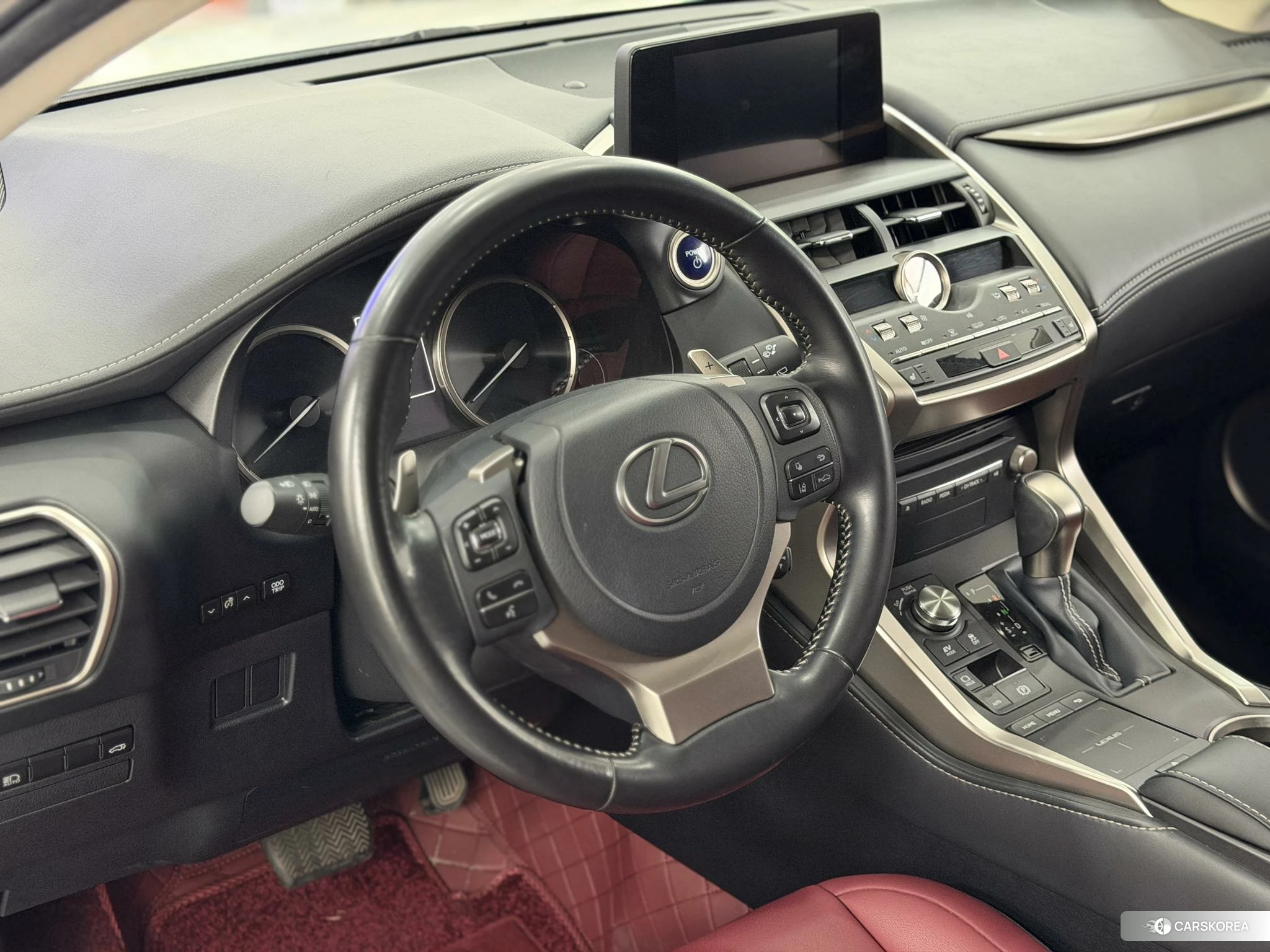 Lexus NX id 4512863 из Китая 10