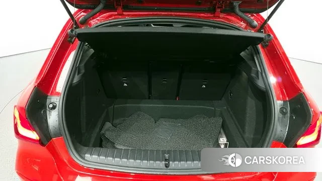 BMW 1 Series (F40) id 3601684 из Кореи 10