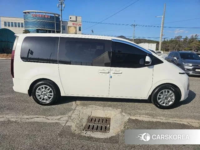 Hyundai Staria id 3756847 из Кореи 10