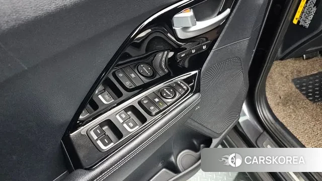 Kia Niro EV id 3692426 из Кореи 10